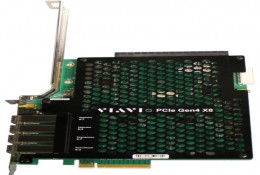PCI Express 4.0 8 通道内插器模块